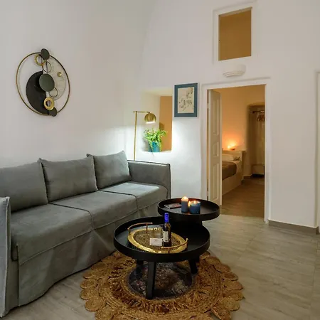 Strogili Oia (Santorini)