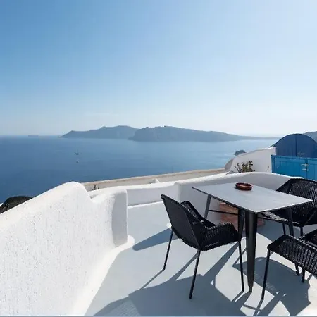 Strogili Aparthotel 2*